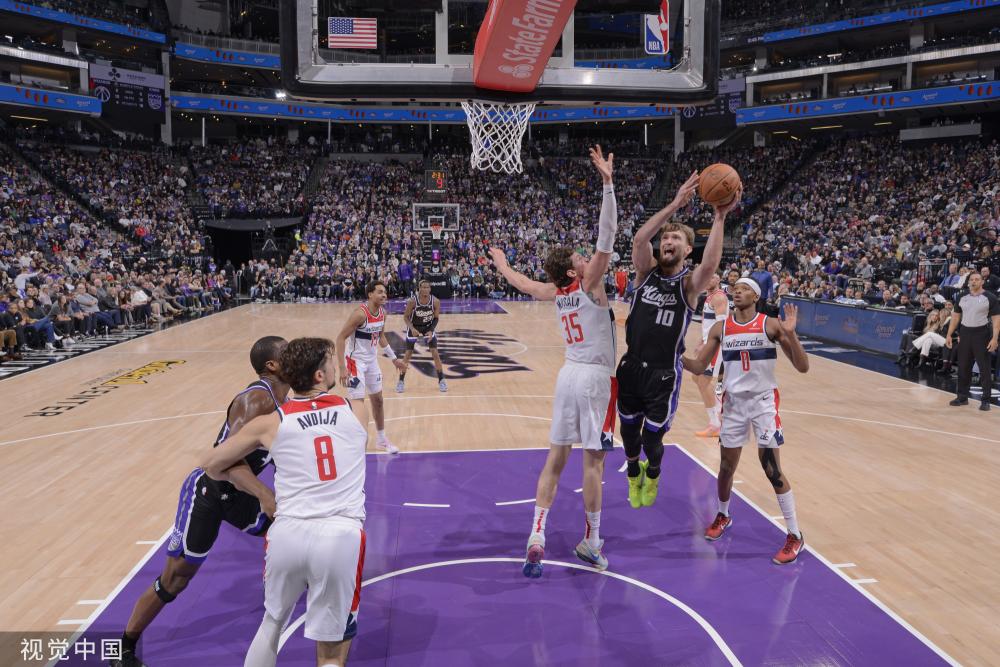 大背景下 大背景下